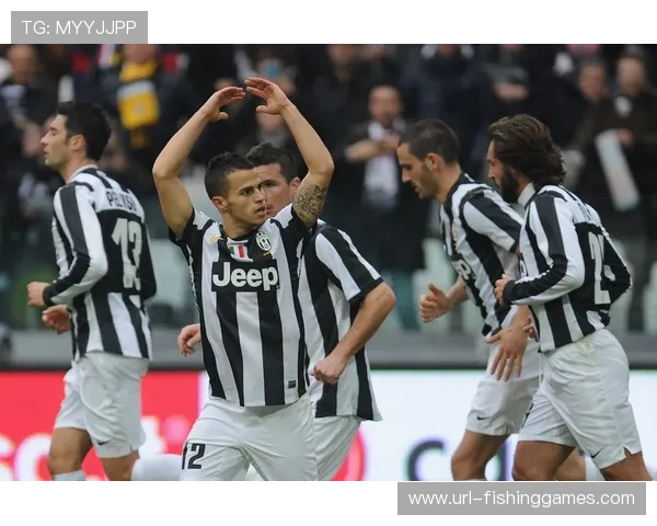 尤文图斯闪电战逆转帕尔马,麦肯尼世界波凸显战术成熟度